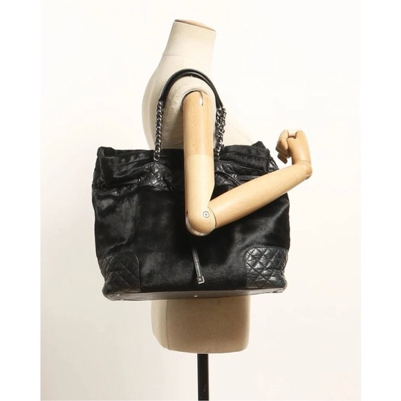 CHANEL Harako Ponyhair Black Quilted Tote Bag - Picture 11 of 11